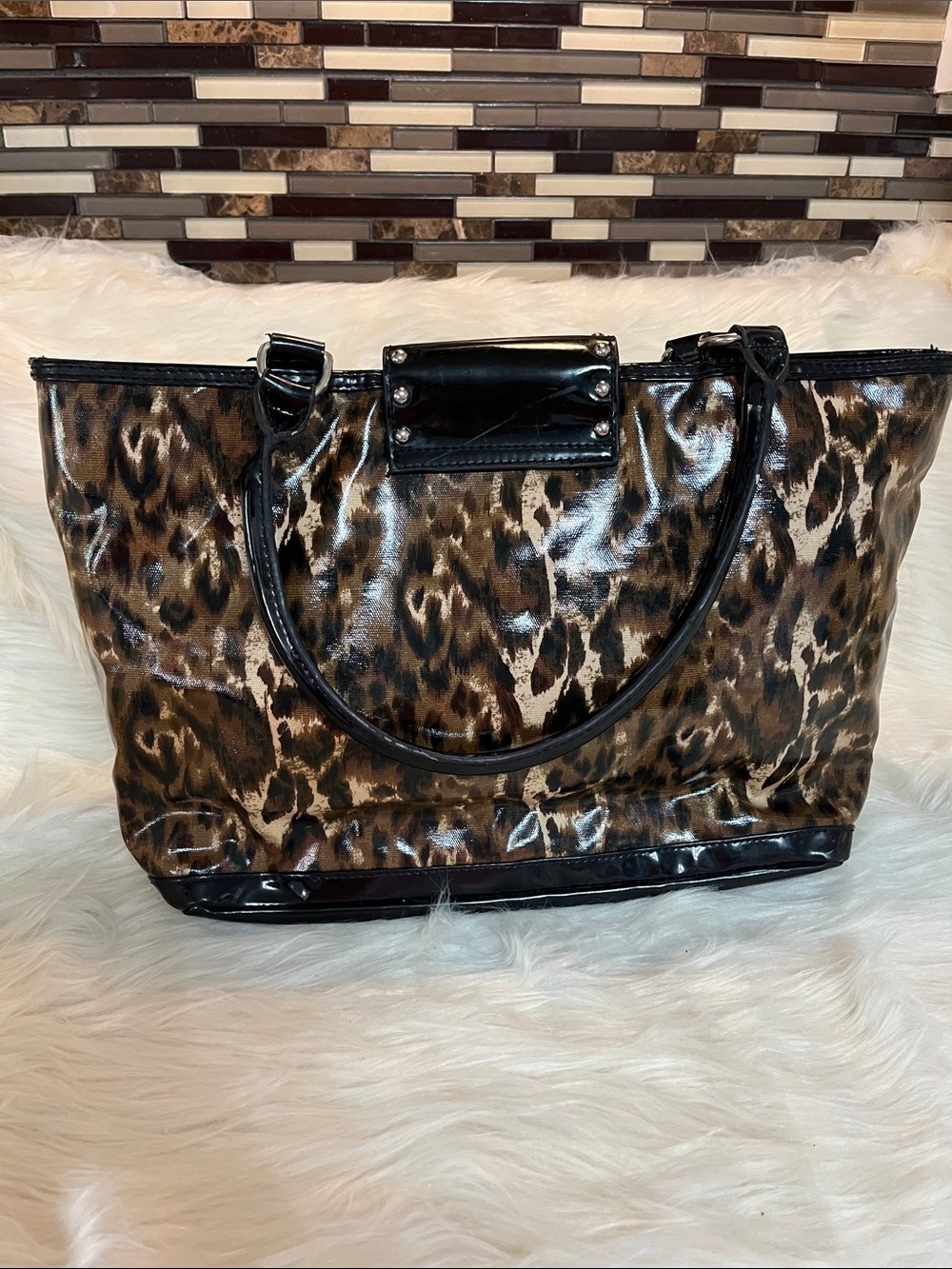 Betsey Johnson Leopard Print Patent Tote with Black Trim - Picture 4 of 5